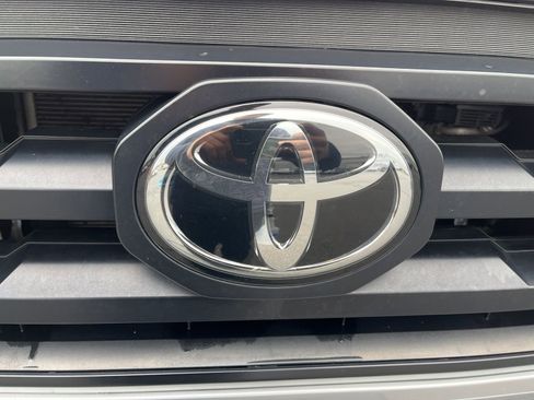 Used 2021 Toyota Tacoma SR image 15