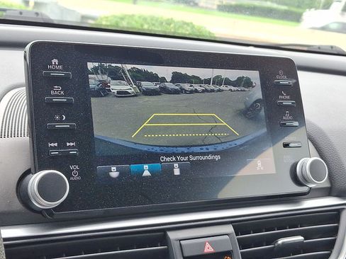 Used 2019 Honda Accord EX image 16