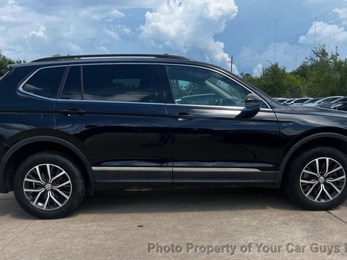 Used 2020 Volkswagen Tiguan SE FWD image 4