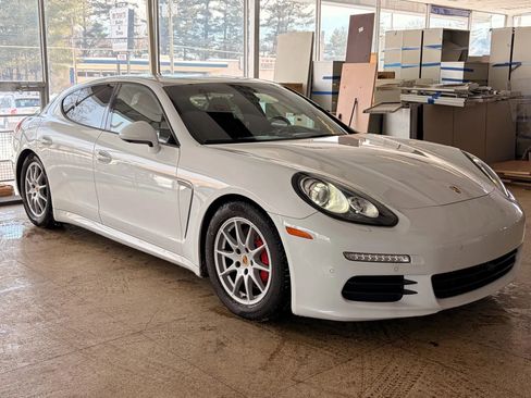 Used 2014 Porsche Panamera w/ Bose Audio Package image 6