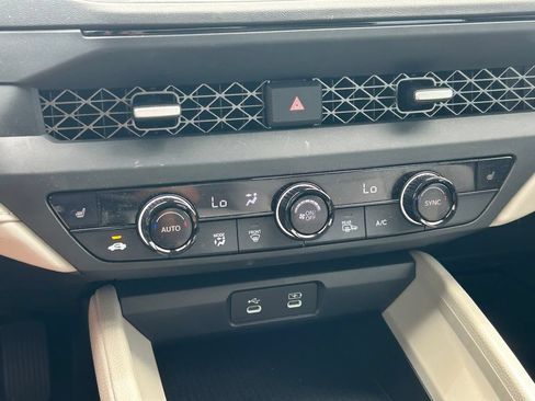 Used 2025 Honda Accord SE image 26