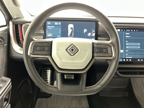 Used 2023 Rivian R1S Adventure AWD/4WD image 27
