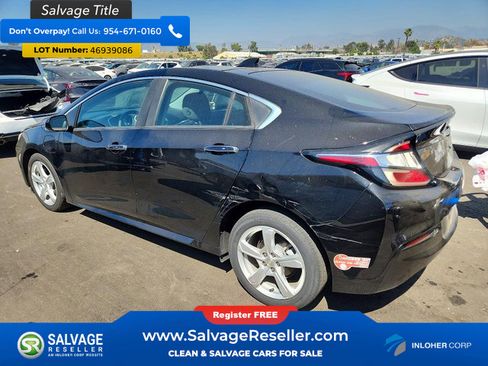 Used 2018 Chevrolet Volt LT FWD image 3