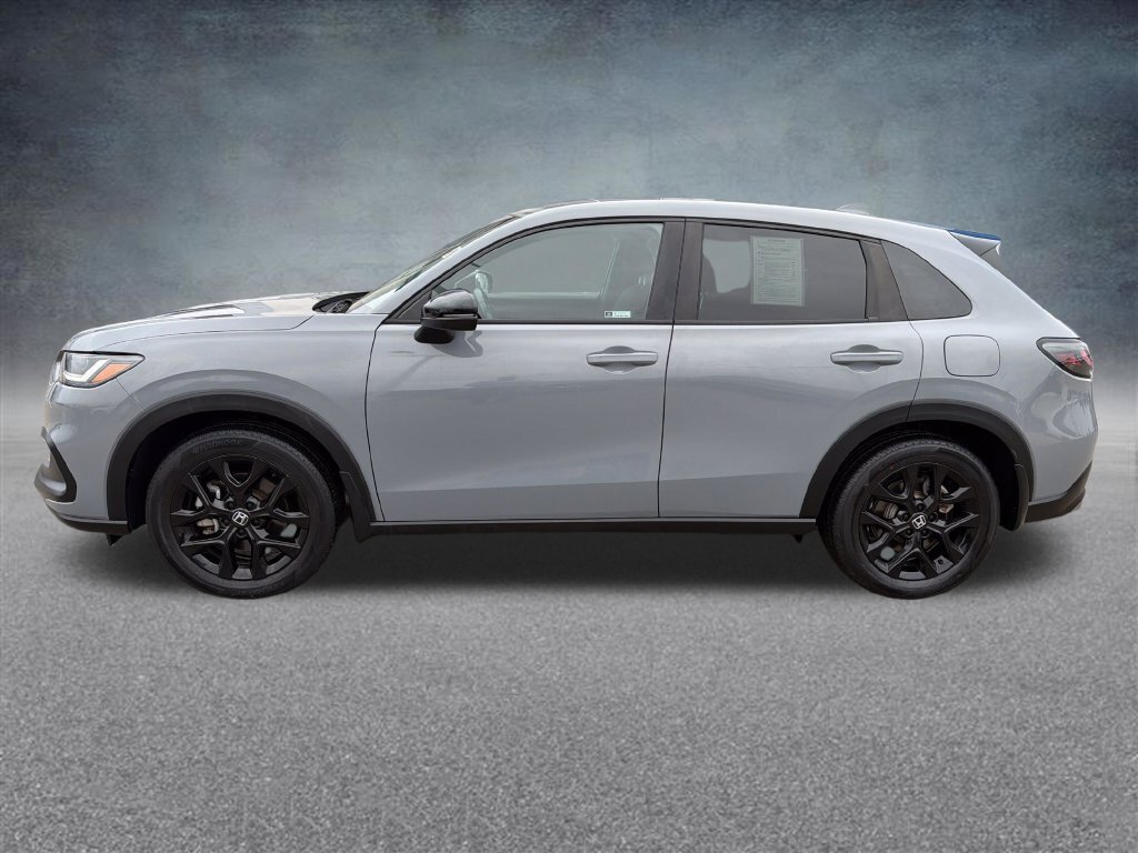 Used 2024 Honda HR-V Sport image 2