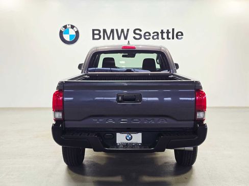 Used 2022 Toyota Tacoma SR image 5