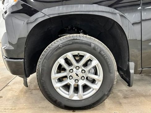 Used 2026 Chevrolet Silverado 1500 RST AWD/4WD image 9