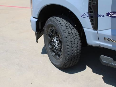 New 2026 Ford F250 Lariat w/ Black Appearance Package AWD/4WD image 5