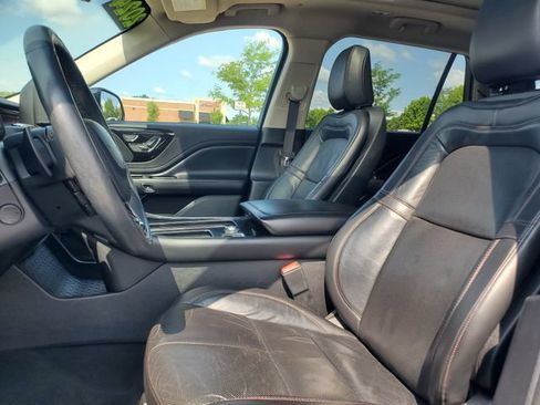 Certified 2023 Lincoln Aviator Reserve w/ Elements Package Plus AWD/4WD image 7