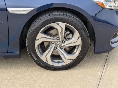 Certified 2020 Honda Accord EX image 33