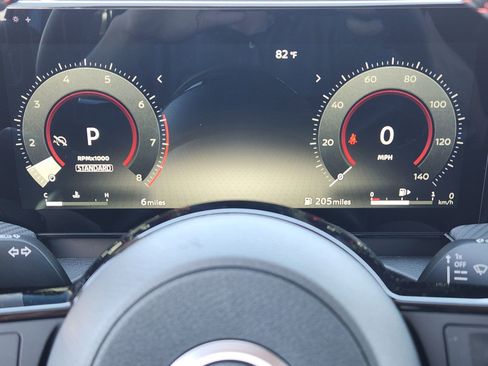 New 2026 Nissan Kicks SR image 15