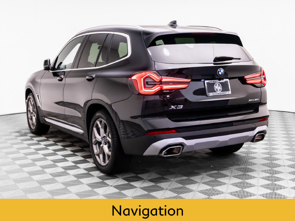 Used 2024 BMW X3 xDrive30i w/ Premium Package w/ZPA AWD/4WD image 3