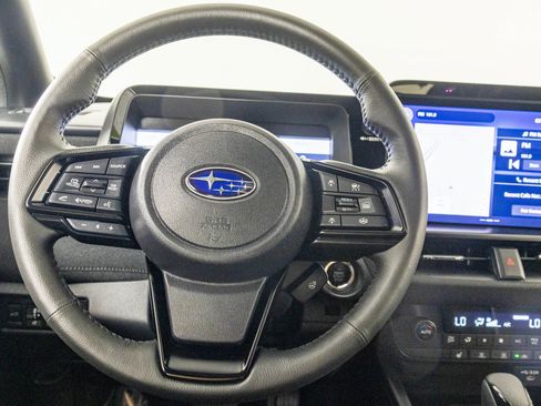 Used 2026 Subaru Outback Premium AWD/4WD image 31
