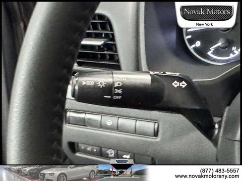 Used 2023 Nissan Rogue SV w/ SV Premium B Package AWD/4WD image 16