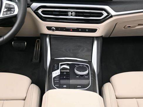 Used 2024 BMW M440i Convertible RWD image 8