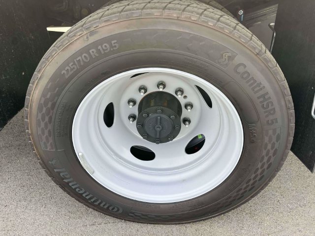 New 2026 Ford F550 4x4 Crew Cab Super Duty image 12