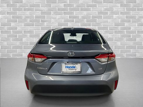 Used 2023 Toyota Corolla LE image 4