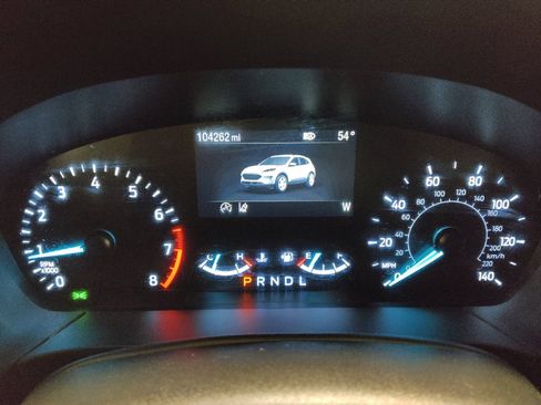 Used 2020 Ford Escape SE image 23