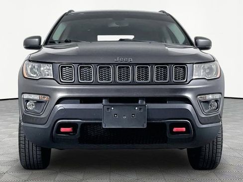 Used 2020 Jeep Compass Trailhawk AWD/4WD image 2