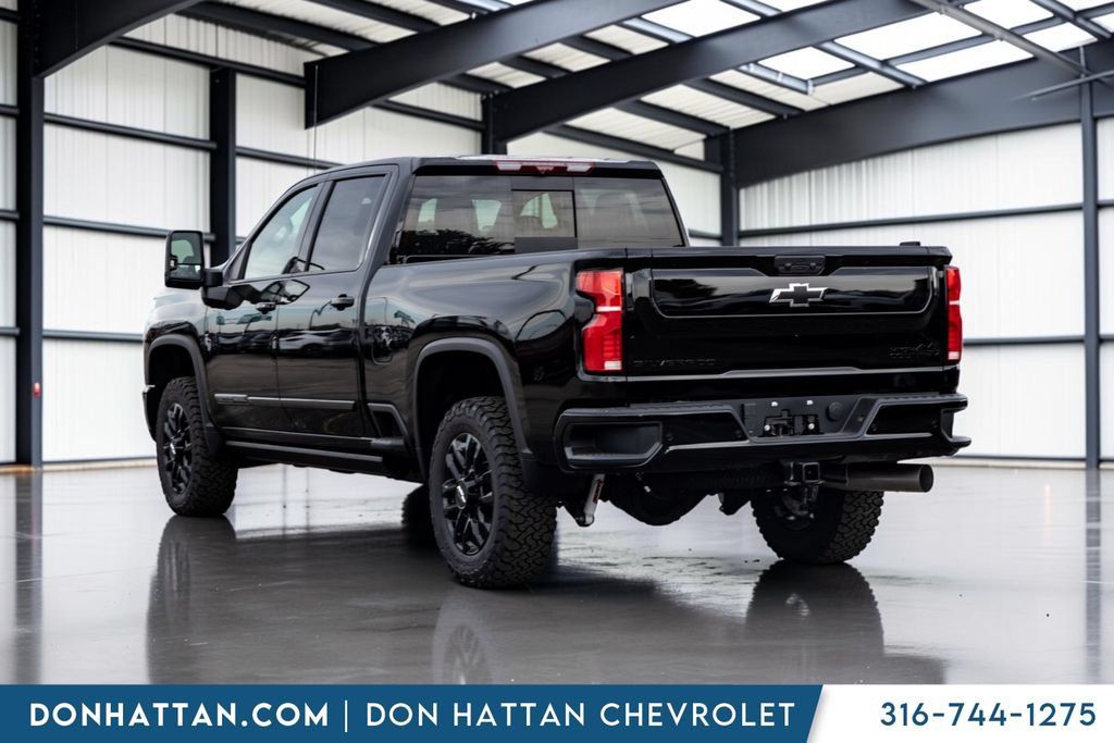 New 2026 Chevrolet Silverado 2500 High Country w/ Midnight Edition AWD/4WD image 25