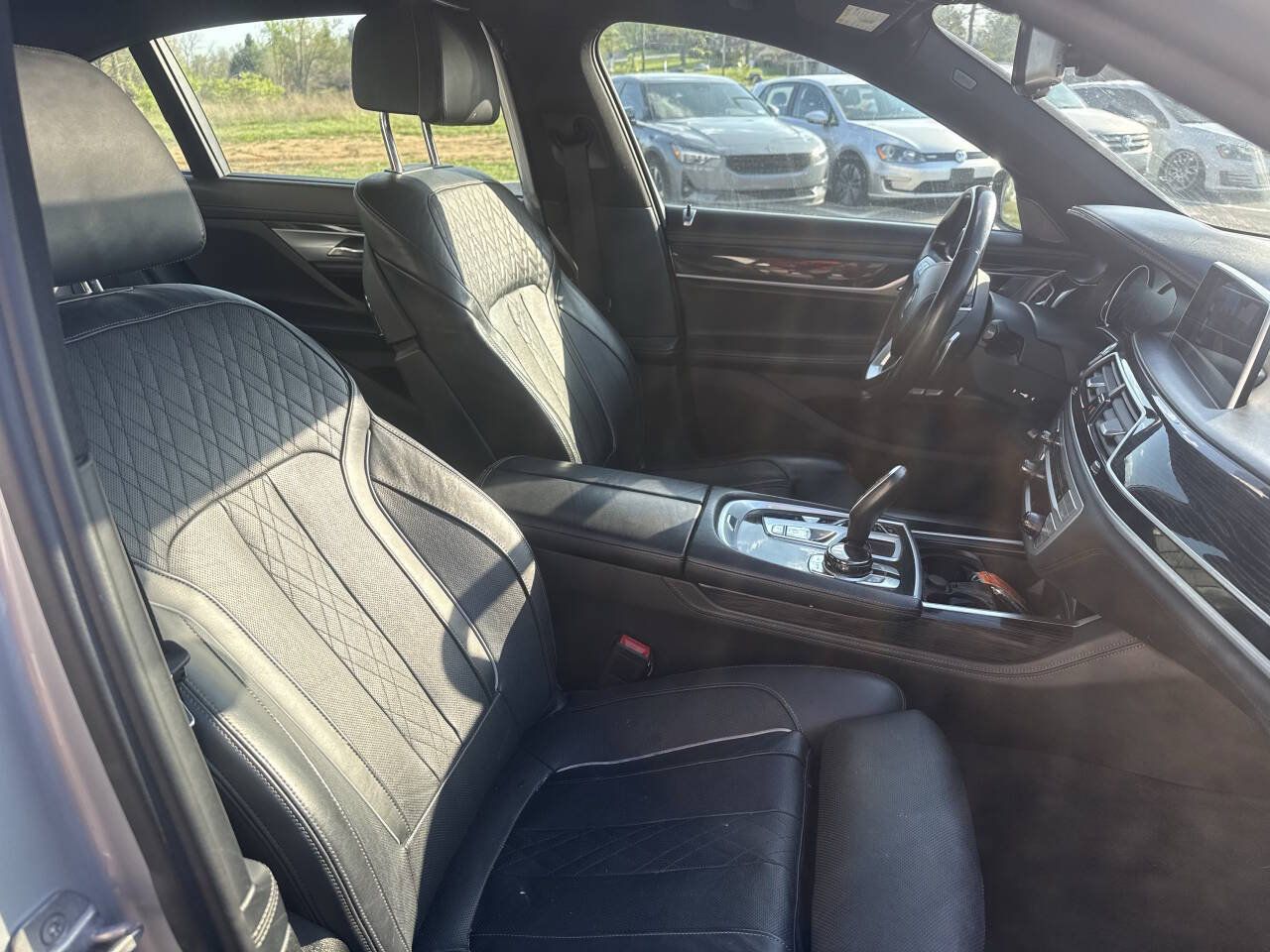 Used 2017 BMW 750i xDrive AWD/4WD image 20