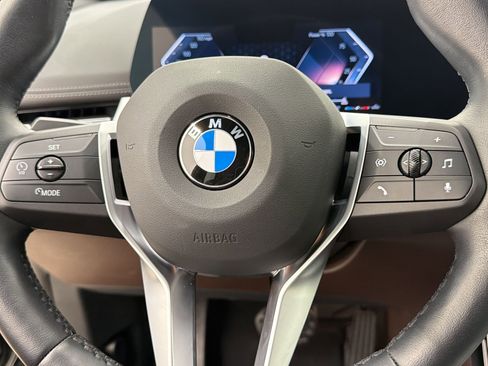 Used 2025 BMW X1 xDrive28i w/ Premium Package AWD/4WD image 16