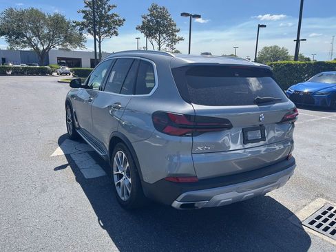 Used 2024 BMW X5 sDrive40i image 3