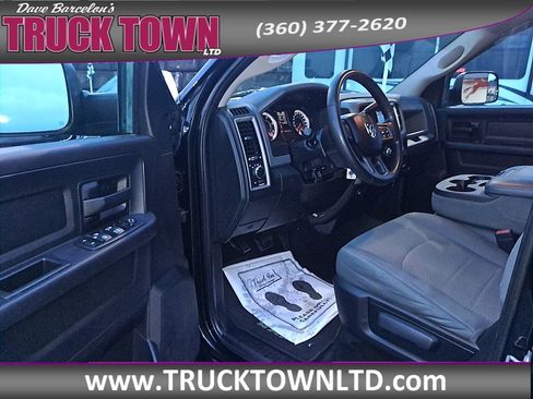 Used 2016 RAM 3500 Tradesman w/ Chrome Appearance Group image 15