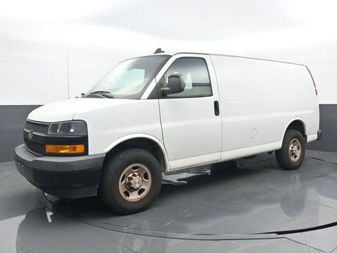 Used 2020 Chevrolet Express 2500 w/ Driver Convenience Package image 8