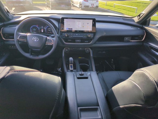 Used 2026 Toyota Grand Highlander AWD Hybrid image 18