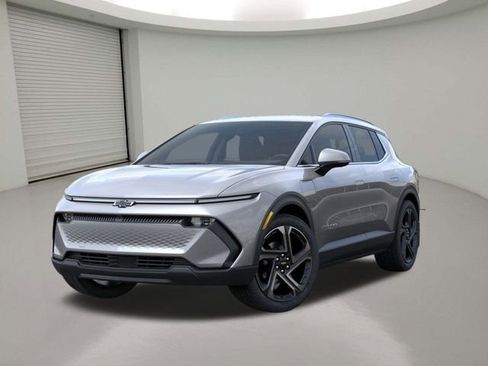 New 2026 Chevrolet Equinox EV LT image 6