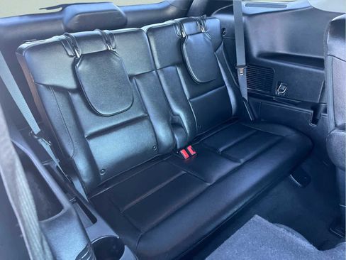 Used 2021 Ford Explorer Limited w/ Equipment Group 301A image 25