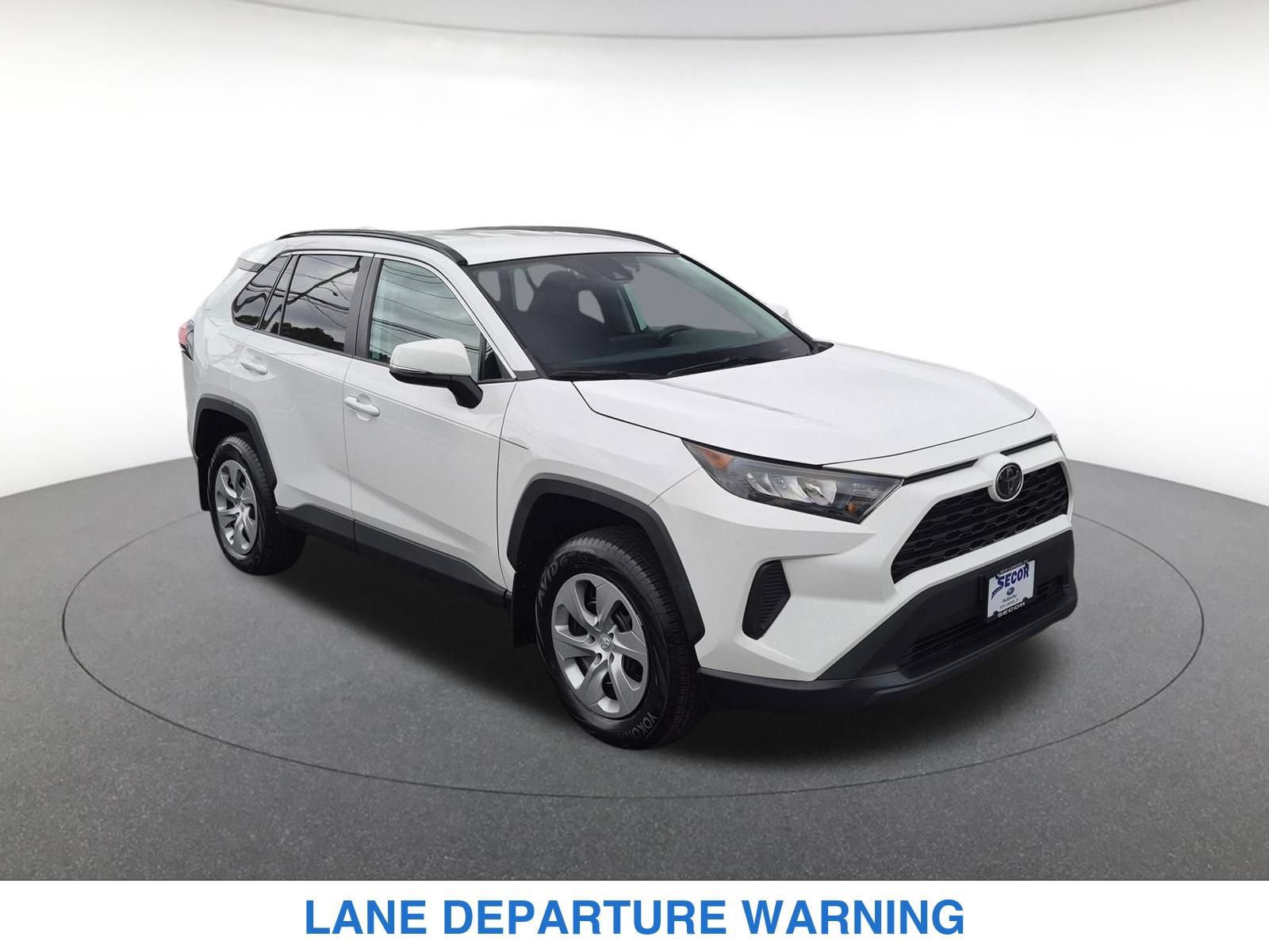 Used 2021 Toyota RAV4 LE w/ Carpet Mat Package (TMS) AWD/4WD image 3