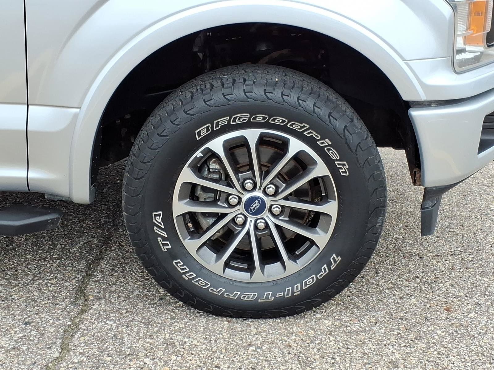 Used 2019 Ford F150 XLT w/ Equipment Group 302A Luxury AWD/4WD image 10