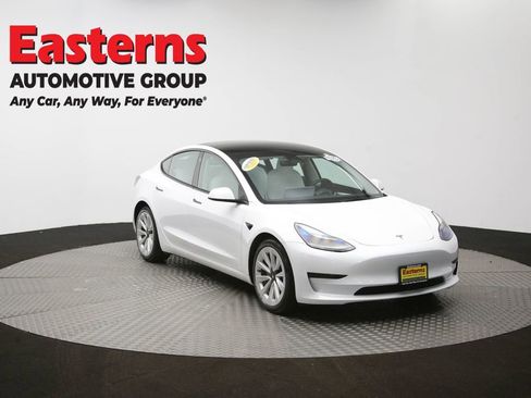 Used 2023 Tesla Model 3 Standard Range image 47