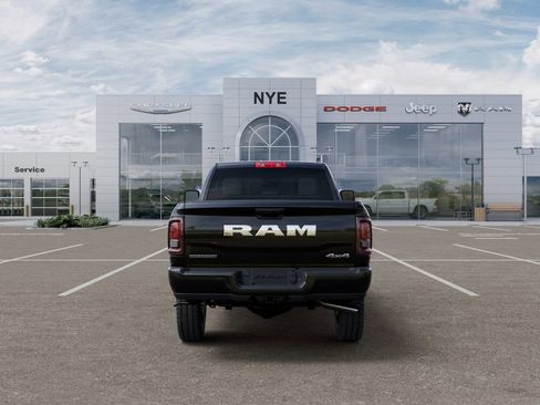 New 2026 RAM 2500 Big Horn AWD/4WD image 8