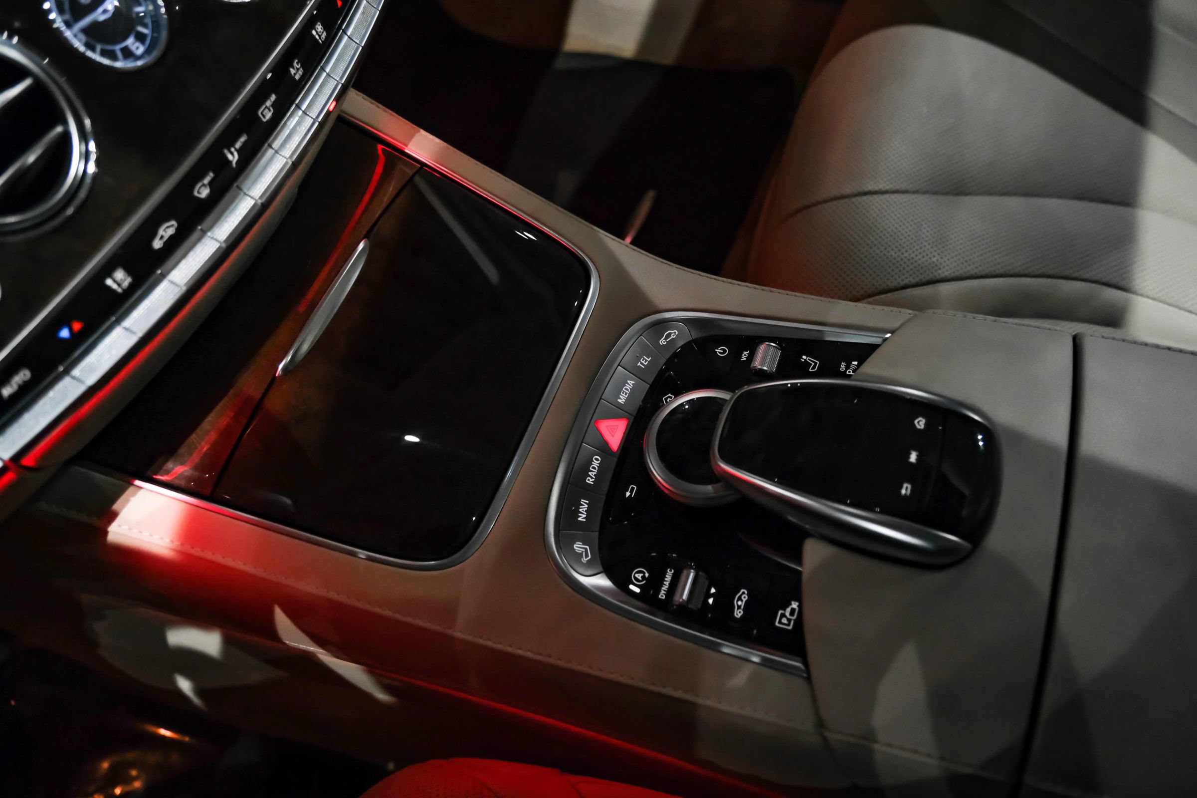 Used 2019 Mercedes-Benz S 450 Sedan image 22