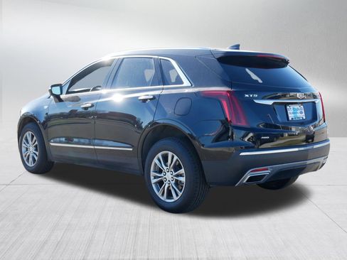 Used 2023 Cadillac XT5 Premium Luxury w/ Technology Package AWD/4WD image 5
