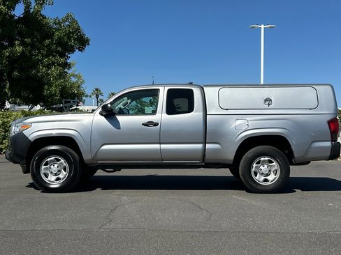 Used 2019 Toyota Tacoma 2WD Access Cab image 7