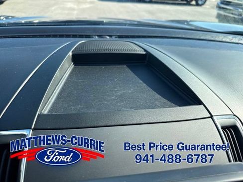 Certified 2022 Ford Edge Titanium AWD/4WD image 18