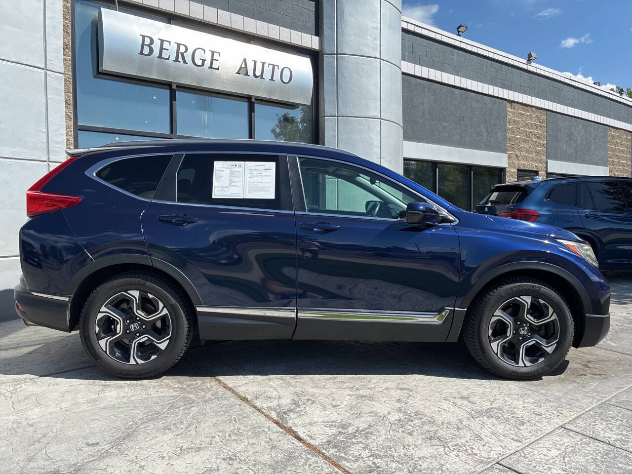 Used 2019 Honda CR-V Touring image 6