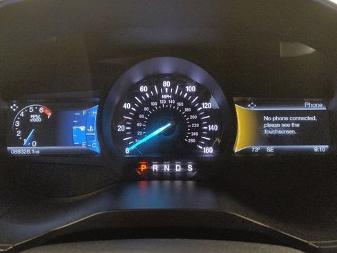 Used 2018 Ford Edge Titanium w/ Technology Package FWD image 23