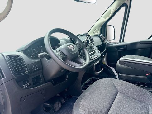 Used 2024 RAM ProMaster 2500 w/ Upfitter's Prep Package FWD image 9