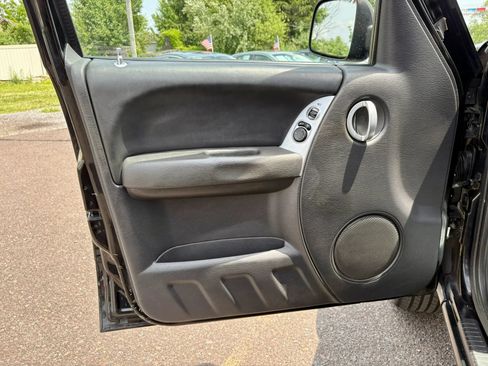 Used 2003 Jeep Liberty Limited AWD/4WD image 10