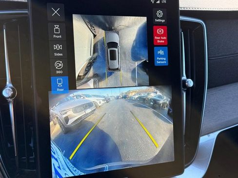 New 2026 Volvo XC90 T8 Plus image 15