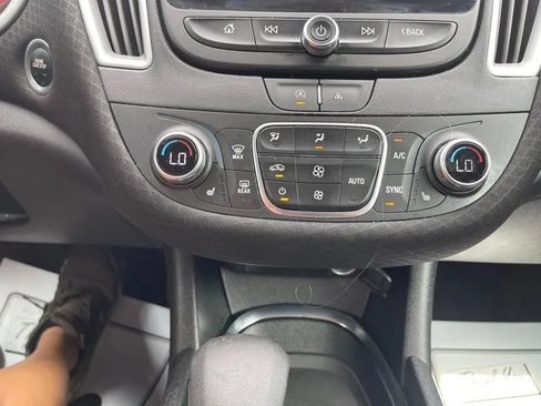Used 2024 Chevrolet Malibu LT FWD image 29