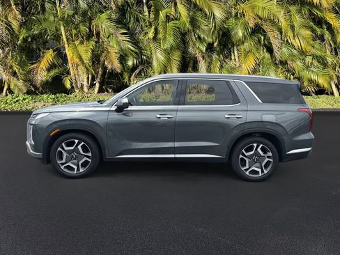 Used 2025 Hyundai Palisade Limited FWD image 8