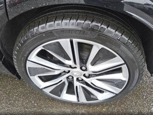 Certified 2025 Cadillac Lyriq Luxury w/ LPO, Floor Liner Package image 3