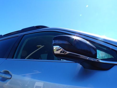 Used 2024 Subaru Outback Premium AWD/4WD image 5