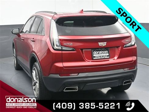 Used 2023 Cadillac XT4 Sport image 4