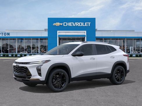 New 2026 Chevrolet Trax ACTIV w/ Driver Confidence Package image 2